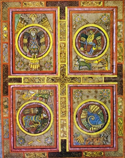 Evangelisten-Symbole (Markusevangelium) 129 v, vgl. mit den Evangelistensymbolen in der erzbischöflichen Kapelle in Ravenna