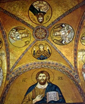 Pantokrator, oben Jakobus der Herrenbruder und die Erzengel Michael und Gabriel